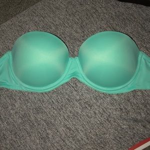 Strapless Victoria’s Secret Bra